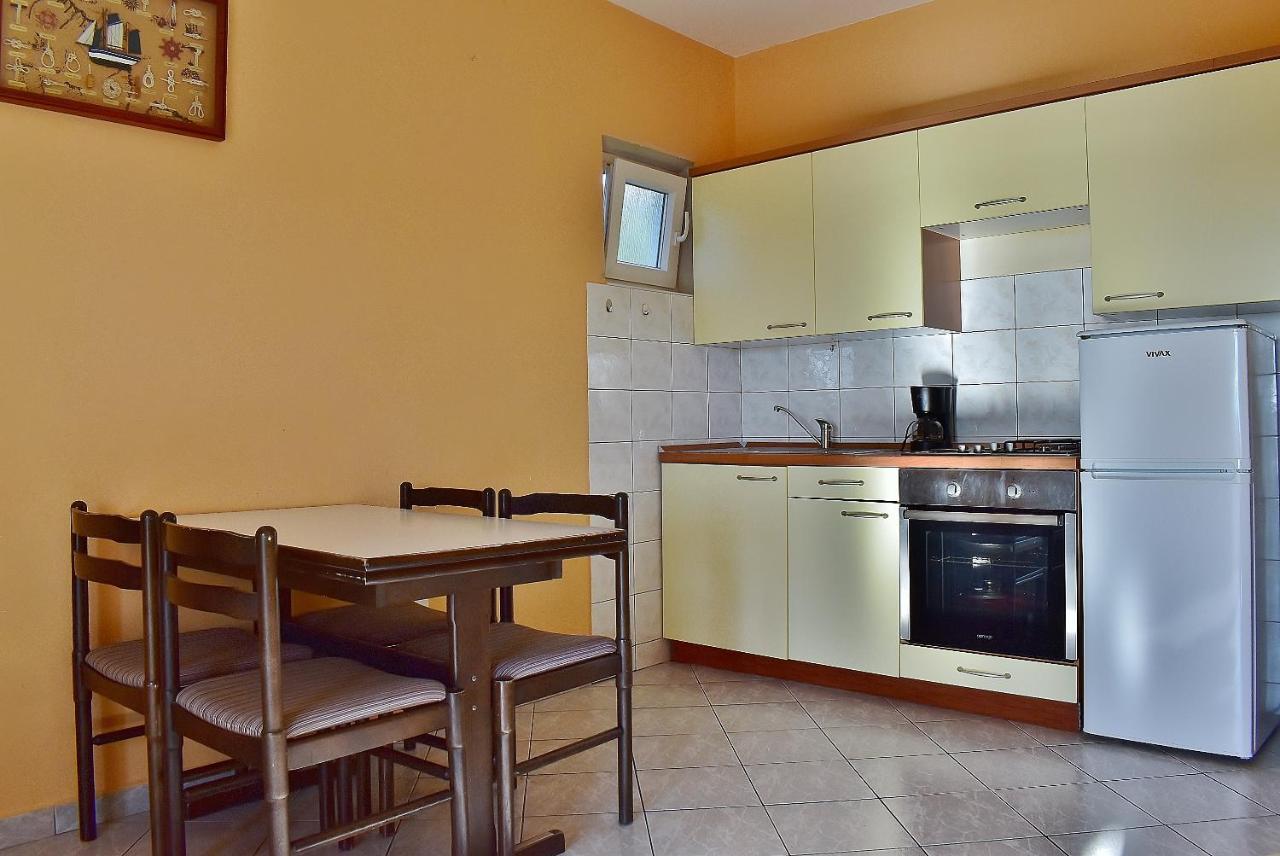 Apartments Felicce Banjol Εξωτερικό φωτογραφία