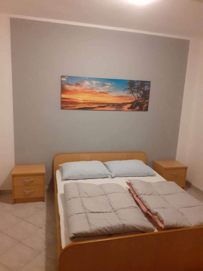 Apartments Felicce Banjol Εξωτερικό φωτογραφία